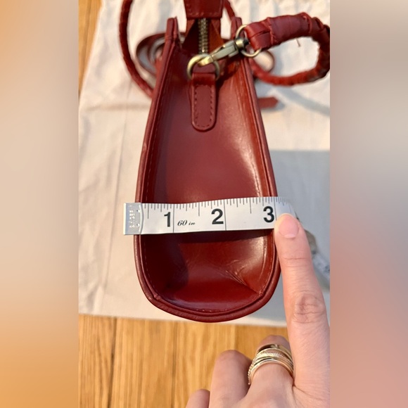 NWOT Bembien Cece Handwoven Leather Convertible Crossbody Shoulder Clutch Rouge - Picture 8 of 10